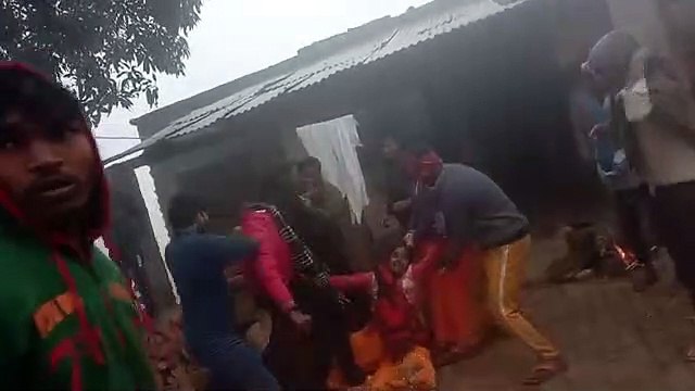 जमीनी विवाद को लेकर दो पक्ष में हुआ मारपीट, वीडियो हुई वायरल