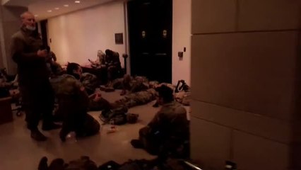 La Guardia Nacional acampa en el Capitolio a seis días de la toma de posesión de Biden