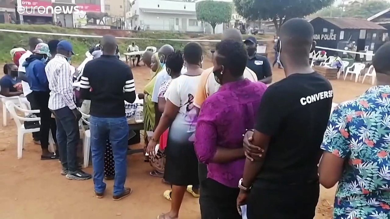 Les Ougandais aux urnes pour un duel présidentiel, véritable choc des générations