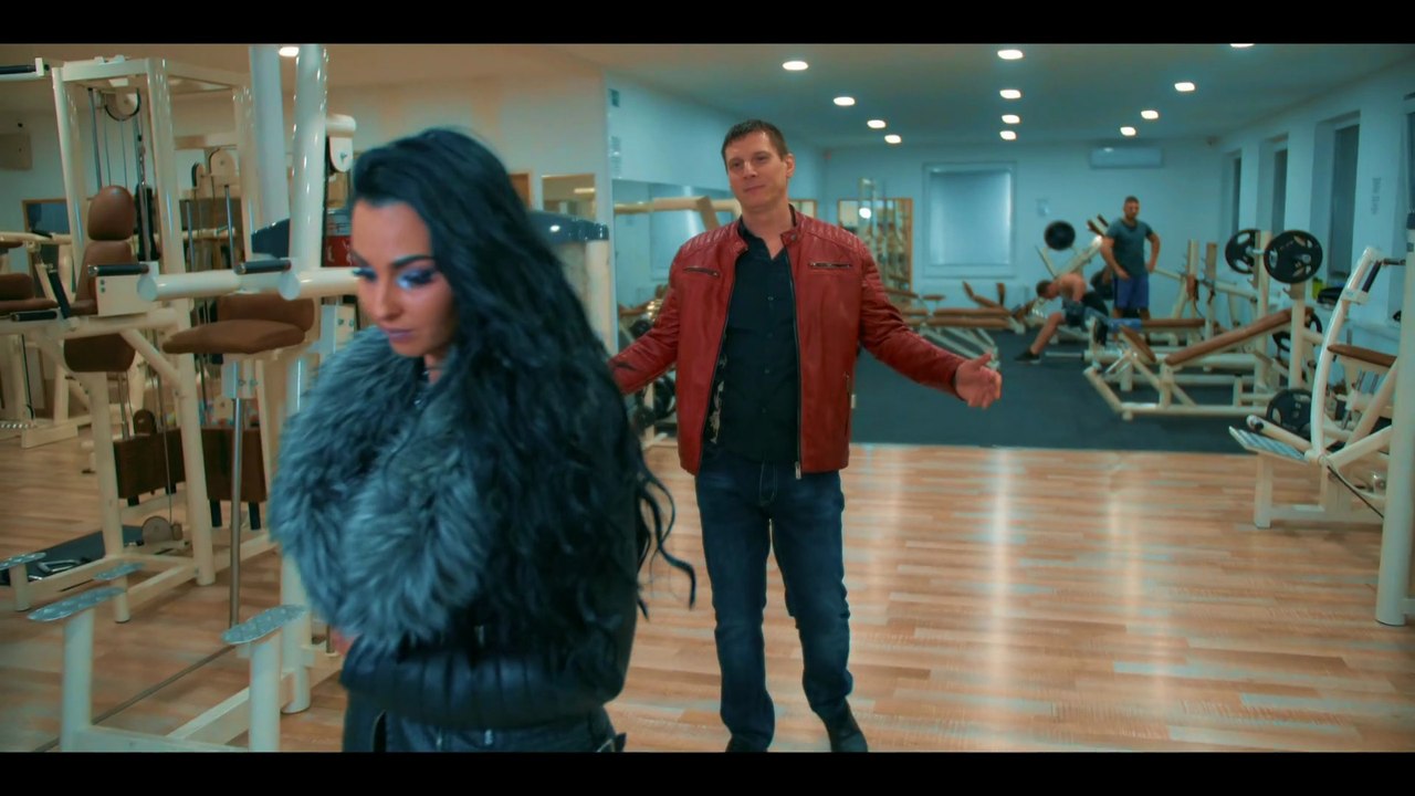 CAIRO - Még! Még! Még! (Official Music Video)
