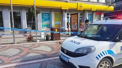 Edirne'de bomba imha uzmanını çay içerek izlediler