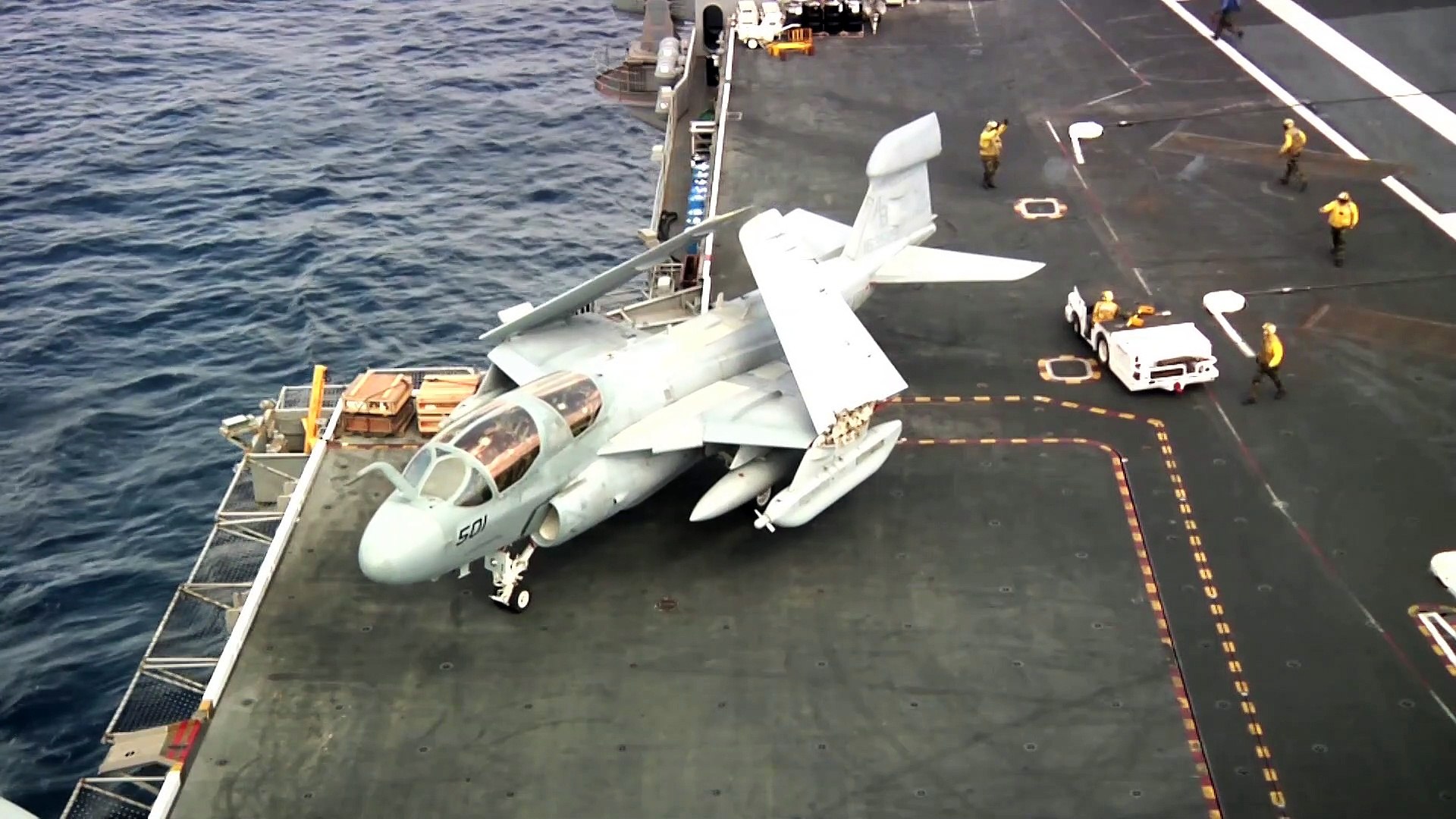 Awesome Footage • Navy Aircraft Landing on a Moving Aircraft Carrier