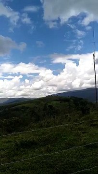 Deux Brésiliens frappés par la foudre s'en sortent par miracle