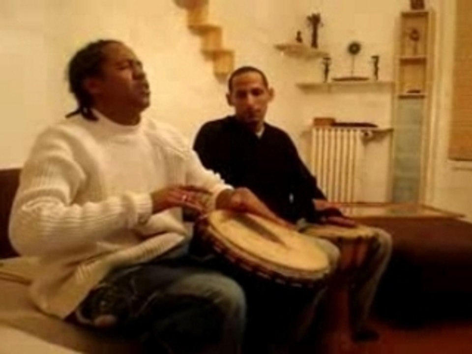 Dancin Girl- Masterkola freestyle ragga (djembé)