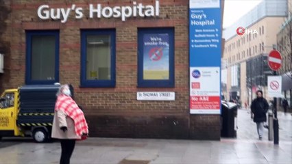 - Londra’da çadırdan aşı merkezleri kuruldu