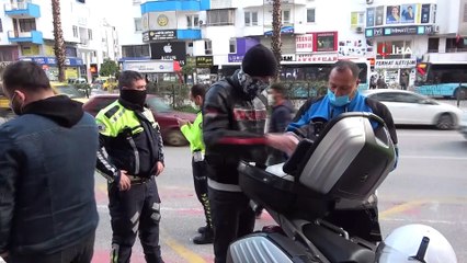 Sivil trafik polisinin durdurduğu motosikletli 3.52 promil alkollü çıktı... Gazetecilere tepki gösterdi
