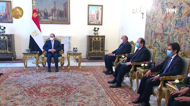 شاهد.. الرئيس عبد الفتاح السيسي يستقبل الفريق أول ركن شمس الدين كباشي
