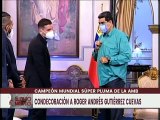 Pdte. Maduro impone Orden Francisco de Miranda 1era Clase al campeón mundial Súper Pluma AMB
