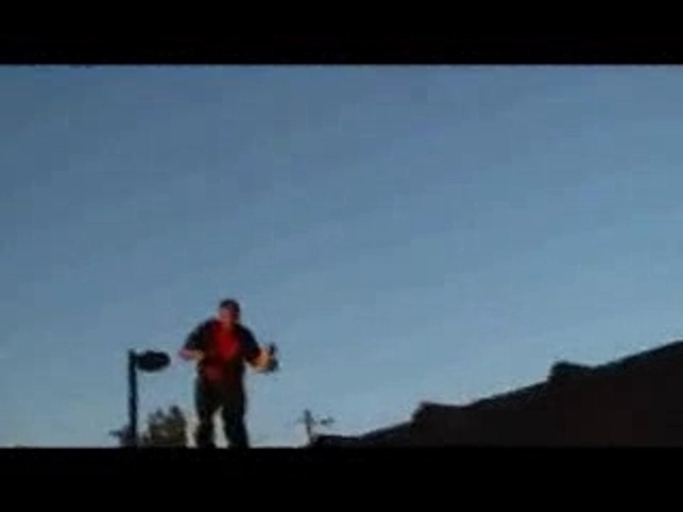 Bouteille-coca-boomerang-toit