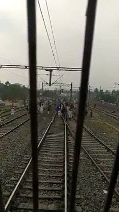 train attack by people