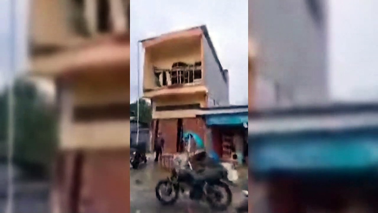 Мощное землетрясение в Индонезии: десятки погиб...