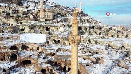 Dünyanın en büyük yamaç yerleşim merkezinden kartpostallık görüntüler