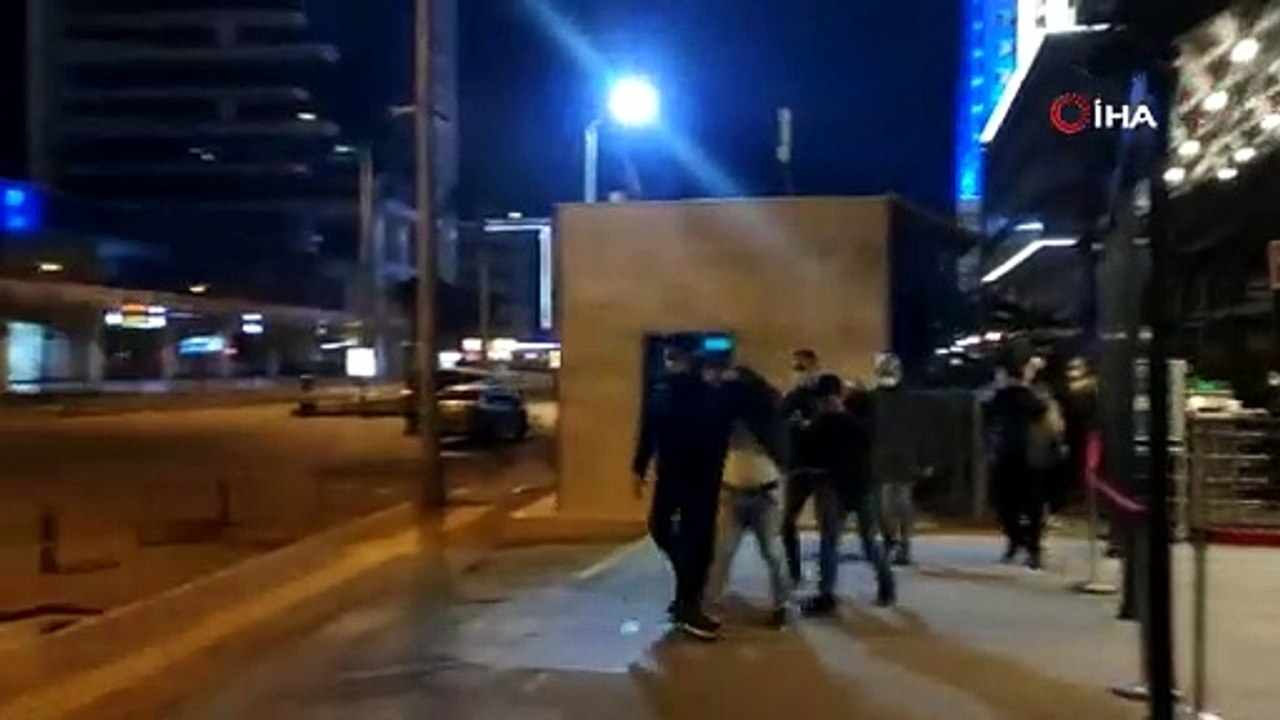 Gizlice müşteri alan masaj salonlarına fuhuş operasyonu