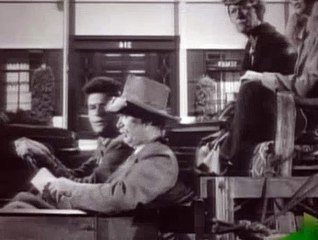The Beverly Hillbillies Season 2 Episode 8 The Clampetts Are Overdrawn