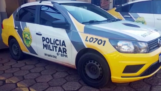 Homem é detido pela PM após agredir a companheira com faca, no Bairro Santo Onofre