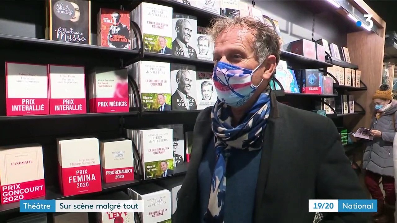 Théâtre : à Toulon, la scène résiste à la crise grâce à Charles Berling