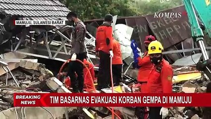 Proses Basarnas Temukan 8 Korban Gempa Mamuju, 6 Tewas dan 2 Selamat