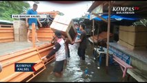 Banjir Kalsel : Dilanda Banjir, Aktivitas Jual Beli di Pasar Martapura Lumpuh