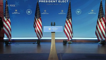 Biden apresenta plano de vacinação