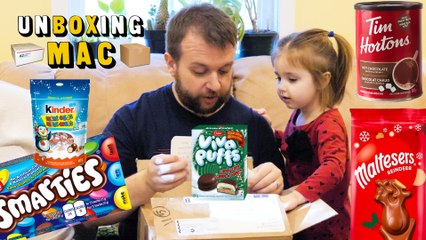 UnBoxing Mac 38: Canadian Christmas Treats and Sacramento Macs