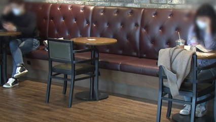 거리두기 2주 연장...카페 내 취식도 허용 / YTN