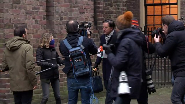 Az ellenzék és az érintettek is üdvözlik a holland kormány lemondását