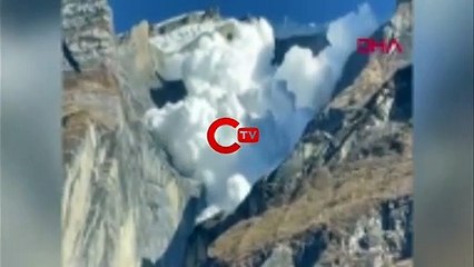 Himalaya dağlarındaki çığ felaketi kamerada