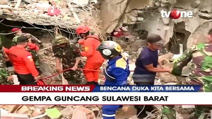 Tim SAR Kembali Evakuasi Dua Jenazah Korban Gempa di Sulbar