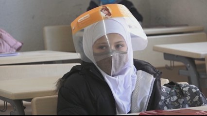 Libyan students return to school for first time since March