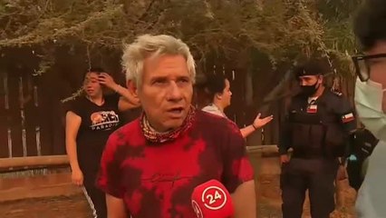 Un incendio sin control en la región chilena de Valparaíso obliga a evacuar a miles de personas
