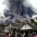 Detik-detik gunung Semeru erupsi 16 Januari 2021