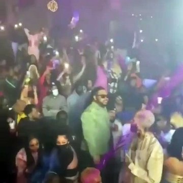 Bow Wow packs out the club in Houston and fans on Twitter are shocked to see people with no masks on, or social distancing, risking their lives during a pandemic to see him, in 2021
