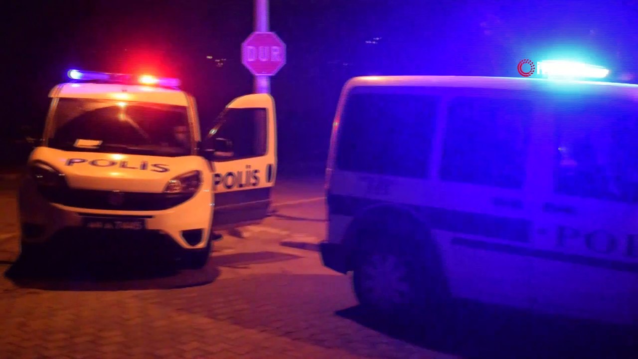 İmam nikahlı çift birbirini bıçaklayarak öldürdü