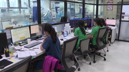 오늘 확진자 5백명 안팎될 듯..."4백명대 진입시 단계 하향" / YTN