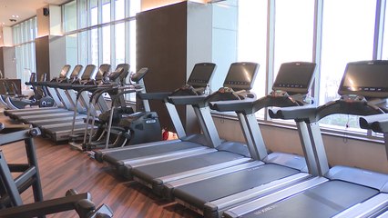 자영업자 대부분 "환영"...노래연습장 업주들은 '반발' / YTN