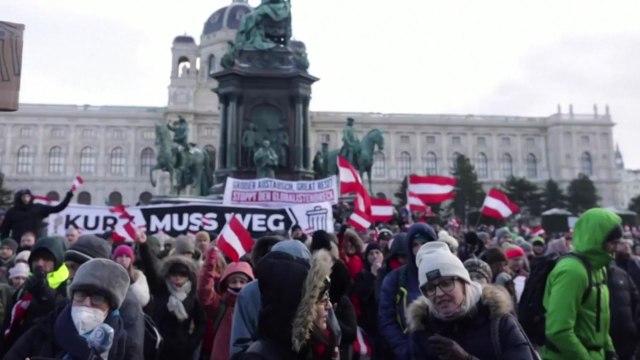 '확진자 폭증' 스페인 전국적 봉쇄조치 고려 안해 ...오스트리아선 '봉쇄 반대' 시위 / YTN