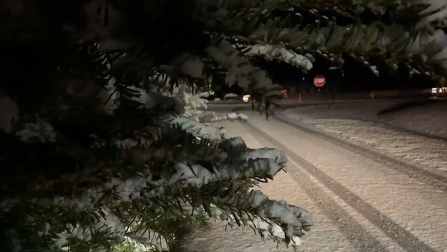 Burst of snow leaves behind slushy roads in central Virginia