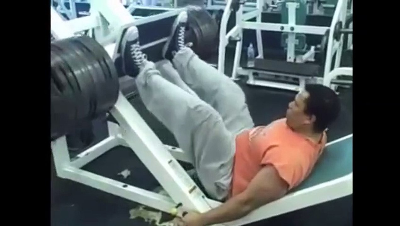The StrengthCast PowerShow Featuring: Garage Gym Shoulder Workout