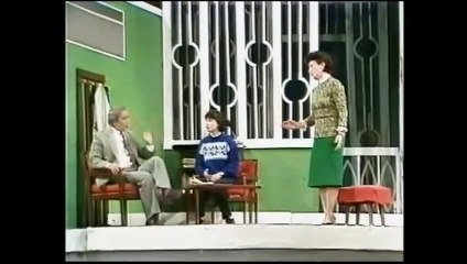 Vazhdimi i komedise "PALLATI 176" | Kinematografia Shqiptare ne Dailymotion