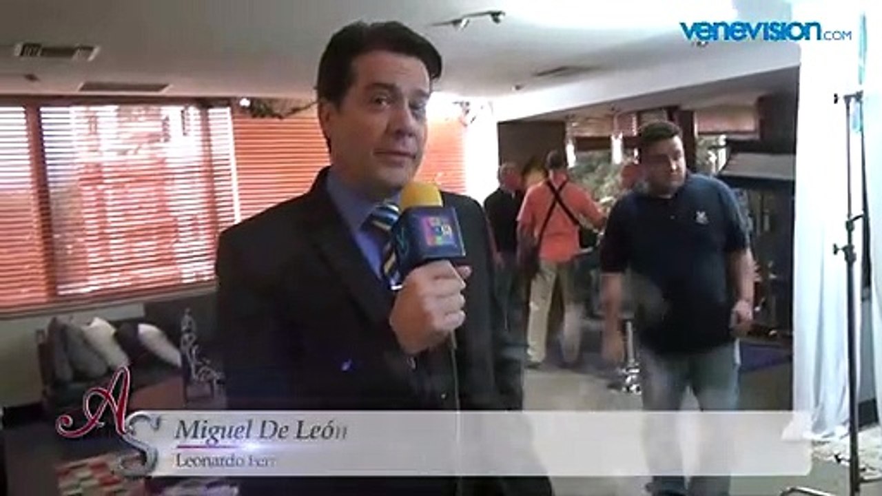 Amor Secreto - Tras cámaras - Leonardo descubre que Rodrigo es socio de Leo