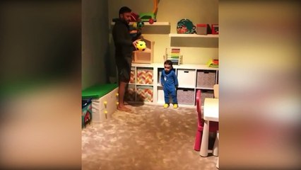 Alişan oğlu Burak ile eğlenceli hallerini yayınladı.