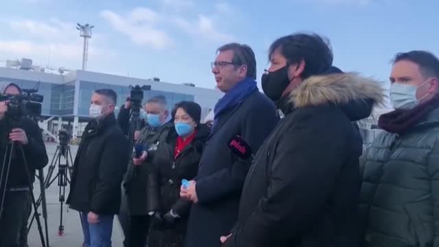 Serbia recibe un millón de dosis de la vacuna de Sinopharm contra la COVID-19