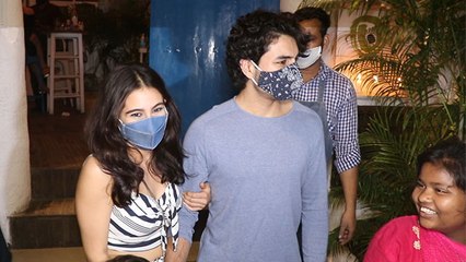Sara Ali Khan and Ibrahim Ali Khan Snapped at Olive Bandra |FilmiBeat