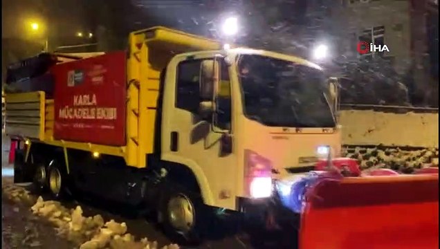 Maltepe’de 250 kişilik ekiple kar seferberliği