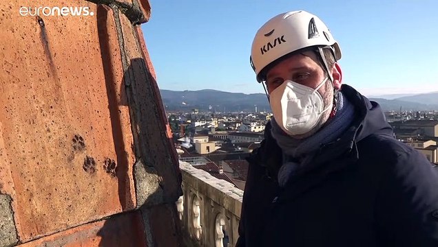Hundreds of animal footprints found on Florence's medieval cathedral roof