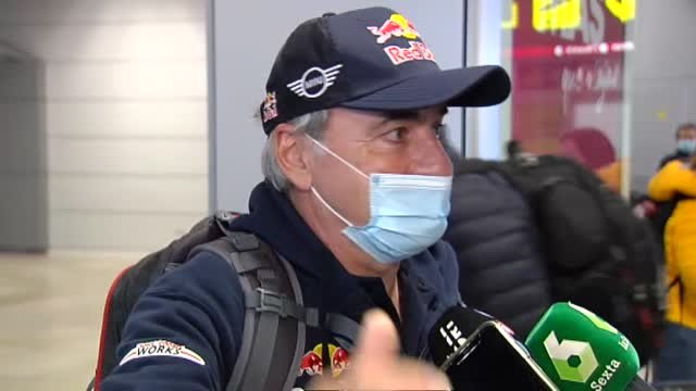 Carlos Sainz, a su vuelta del Dakar: Si el año que viene sigue igual nos adaptaremos, si es que volvemos