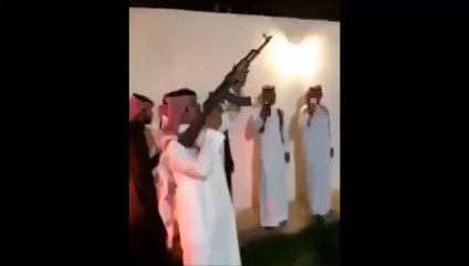 Il a failli gâcher la fête lors de ce mariage...  drame évité de peu