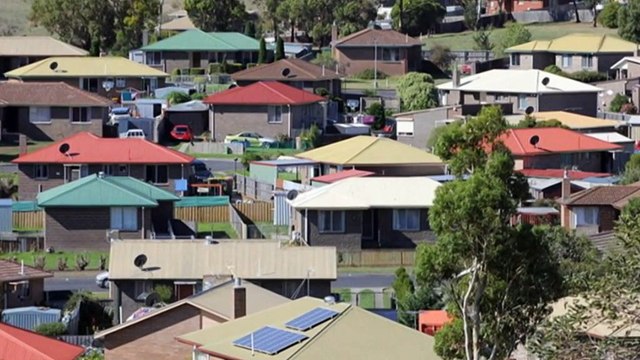 Tasmanians facing lack of affordable housing turn to caravan parks
