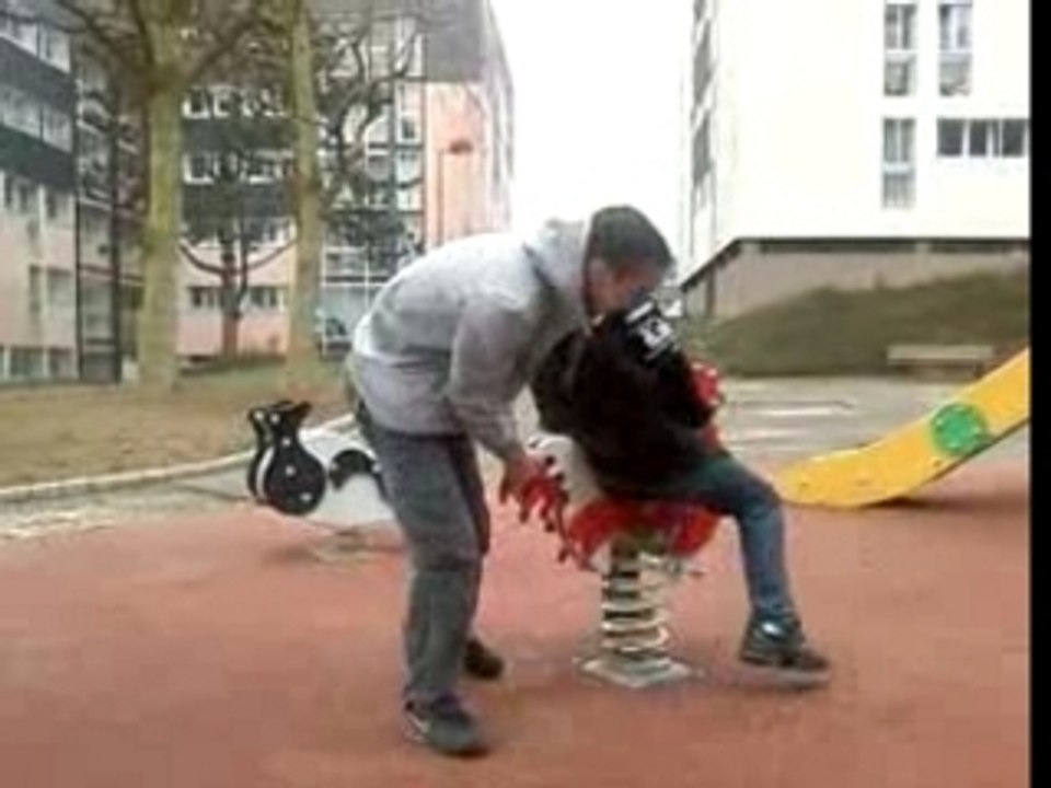 Jordan et Cedric se battent pour avoir mon coq