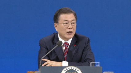 문 대통령 "전직 대통령 사면, 지금은 말할 때 아냐" / YTN
